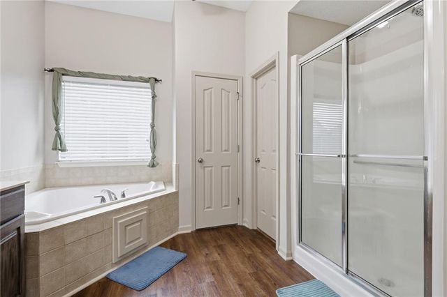 21414 Clear Creek Parkway, Shawnee, KS 66218
