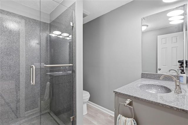 21414 Clear Creek Parkway, Shawnee, KS 66218