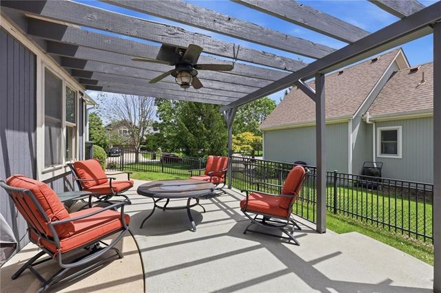 21414 Clear Creek Parkway, Shawnee, KS 66218
