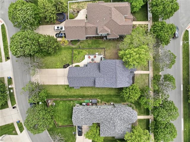 21414 Clear Creek Parkway, Shawnee, KS 66218