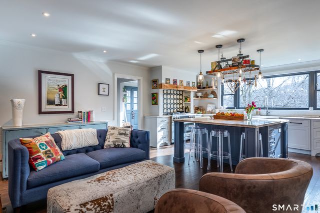 1030 Washington Woodbury Road, Roxbury, CT 06783