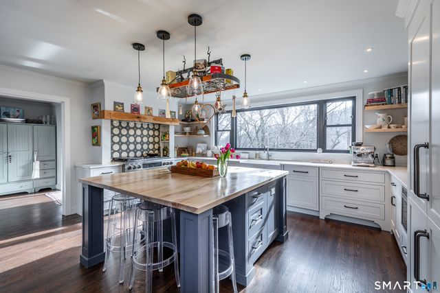 1030 Washington Woodbury Road, Roxbury, CT 06783