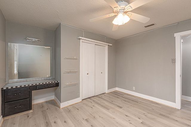 1409 Crestview Drive, Kaufman, TX 75142
