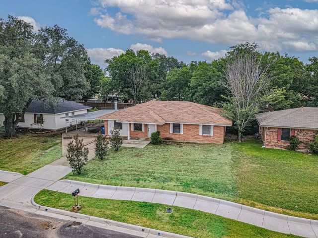 1409 Crestview Drive, Kaufman, TX 75142