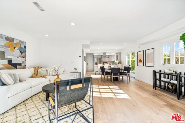 7560 Devista Drive, Los Angeles, CA 90046