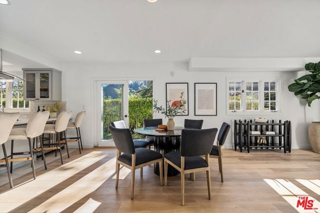 7560 Devista Drive, Los Angeles, CA 90046