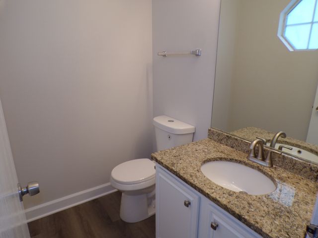 13 Redbud Court, Lake In The Hills, IL 60156