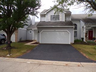13 Redbud Court, Lake In The Hills, IL 60156