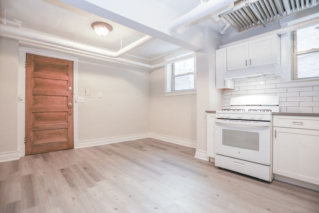 4649 N MANOR Avenue G, Chicago, IL 60625