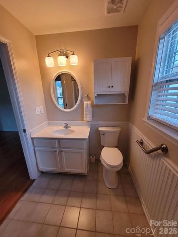115 Edinburgh Court, Mount Holly, NC 28120