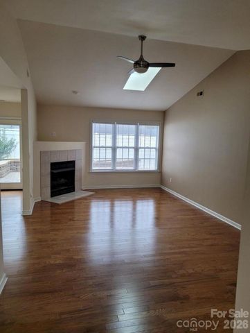 115 Edinburgh Court, Mount Holly, NC 28120