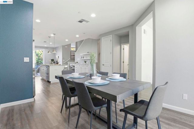 2332 Carbondale Way, Dublin, CA 94568