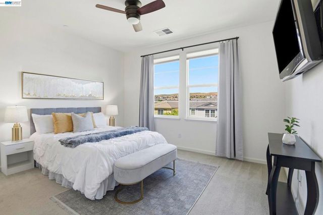 2332 Carbondale Way, Dublin, CA 94568