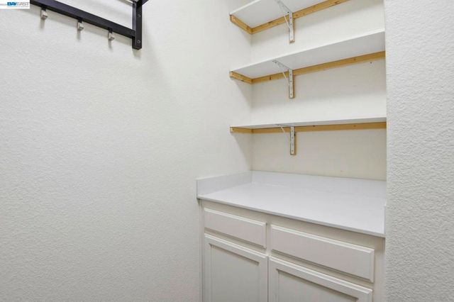 2332 Carbondale Way, Dublin, CA 94568