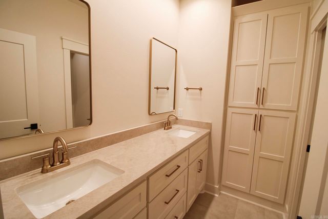 2420 Overcup Drive, Conway, AR 72034