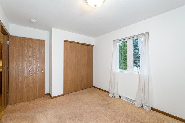 1871 NATURES WAY, Menasha, WI 54952