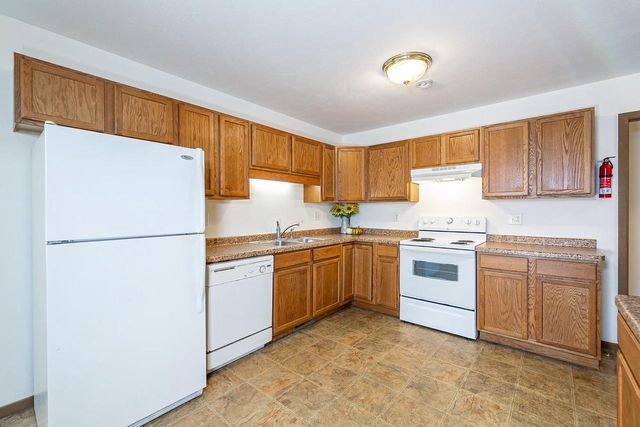 1871 NATURES WAY, Menasha, WI 54952