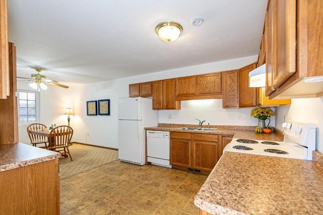 1871 NATURES WAY, Menasha, WI 54952