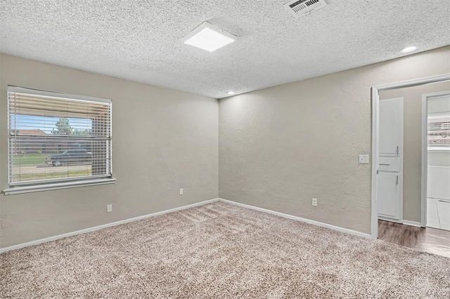 2340 SW 90th Street, Oklahoma City, OK 73159