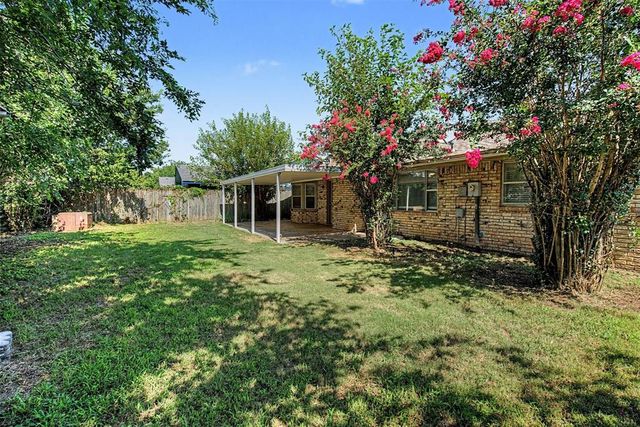 2340 SW 90th Street, Oklahoma City, OK 73159