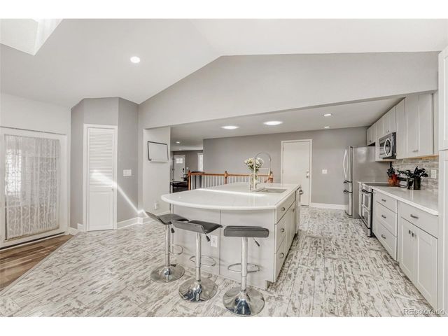 3177 S Mobile Way, Aurora, CO 80013