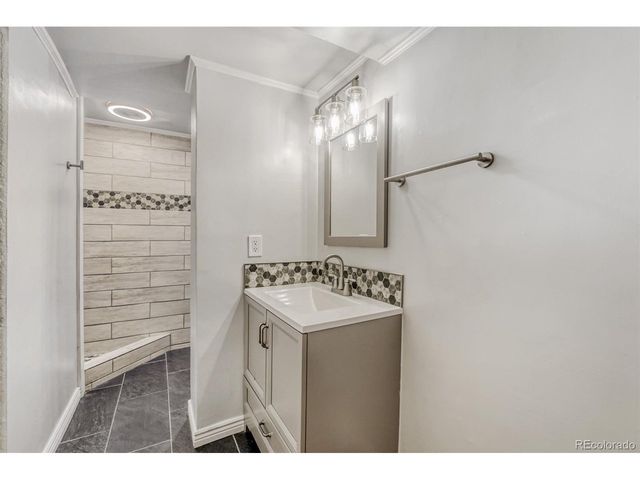 3177 S Mobile Way, Aurora, CO 80013