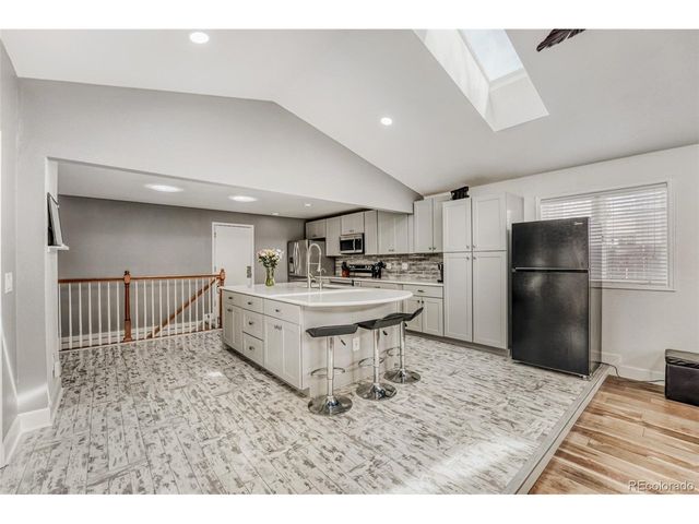 3177 S Mobile Way, Aurora, CO 80013