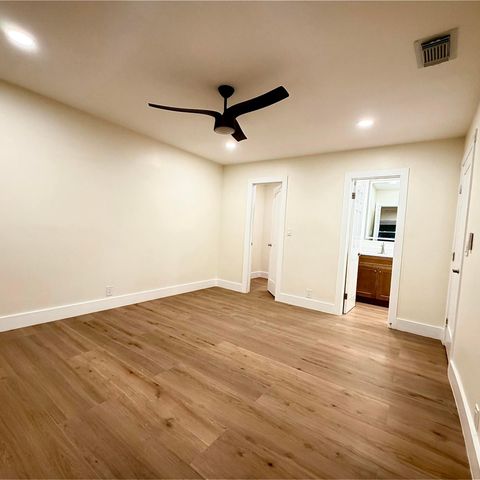 117 SE 22nd Avenue, Boynton Beach, FL 33435