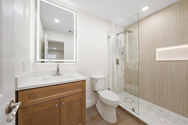 117 SE 22nd Avenue, Boynton Beach, FL 33435