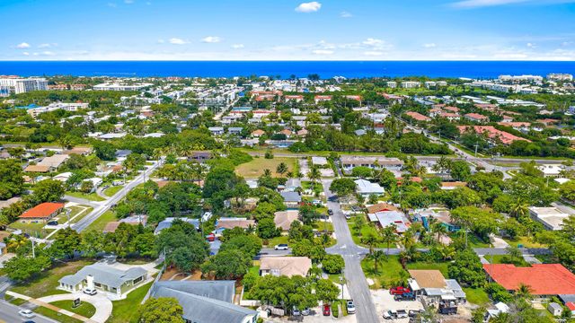 117 SE 22nd Avenue, Boynton Beach, FL 33435