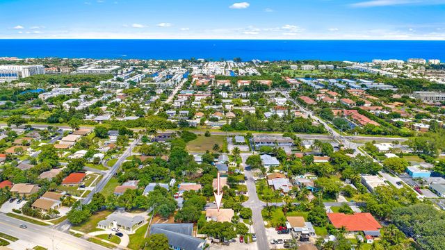 117 SE 22nd Avenue, Boynton Beach, FL 33435