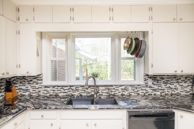 303 Oakland Drive, Lafayette, GA 30728