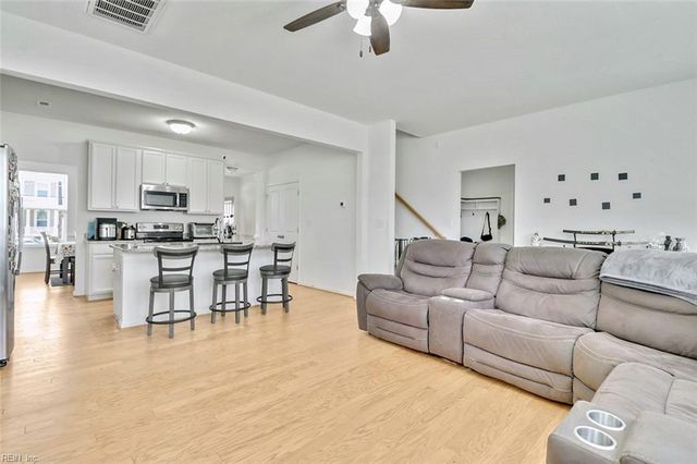 103 Cloverleaf DR, Suffolk, VA 23434
