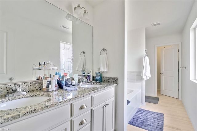 103 Cloverleaf DR, Suffolk, VA 23434