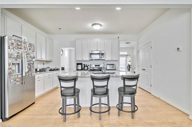 103 Cloverleaf DR, Suffolk, VA 23434