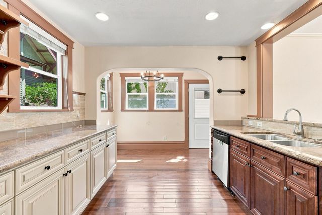1123 W Nora Ave, Spokane, WA 99205