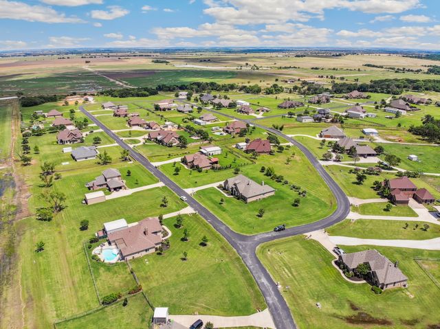 2011 Twin Creeks Circle, Pilot Point, TX 76258