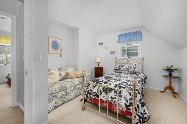 20 Bray Farm Road S, Yarmouth Port, MA 02675