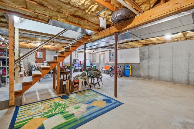 20 Bray Farm Road S, Yarmouth Port, MA 02675