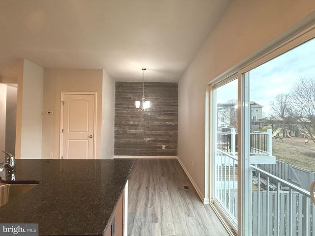 189 MAGELLAN DR, Martinsburg, WV 25404