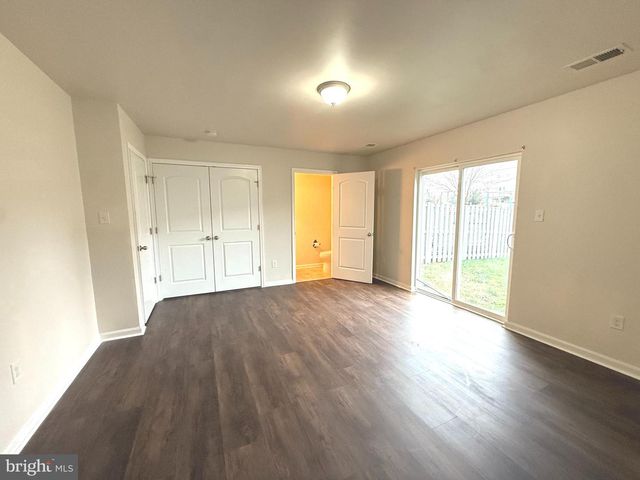 189 MAGELLAN DR, Martinsburg, WV 25404