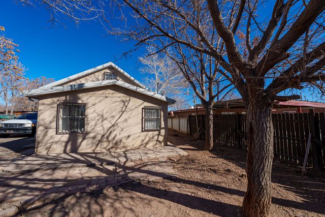 1808 William Street SE, Albuquerque, NM 87102