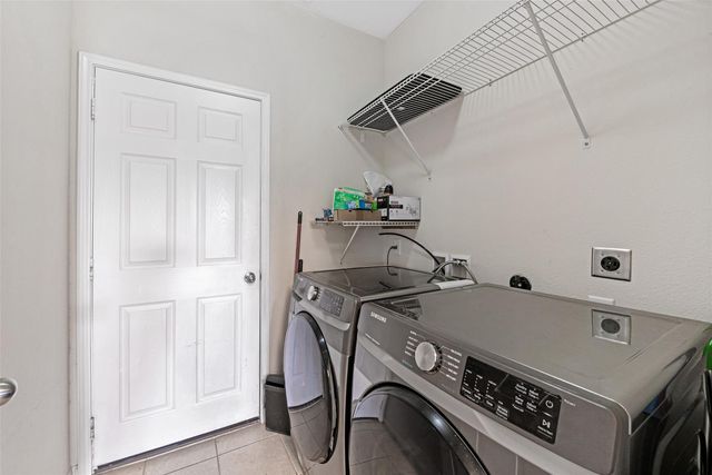 9807 Opal Rock Drive, Rosharon, TX 77583