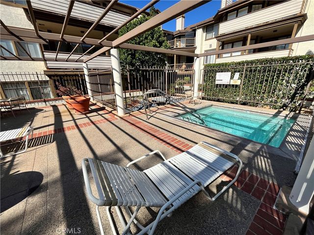2567 Plaza Del Amo 108, Torrance, CA 90503