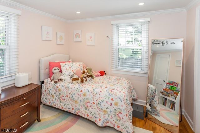 20 Beechwood Rd, Florham Park Boro, NJ 07932