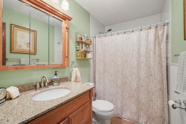 181 Quant Avenue N, Lakeland, MN 55043