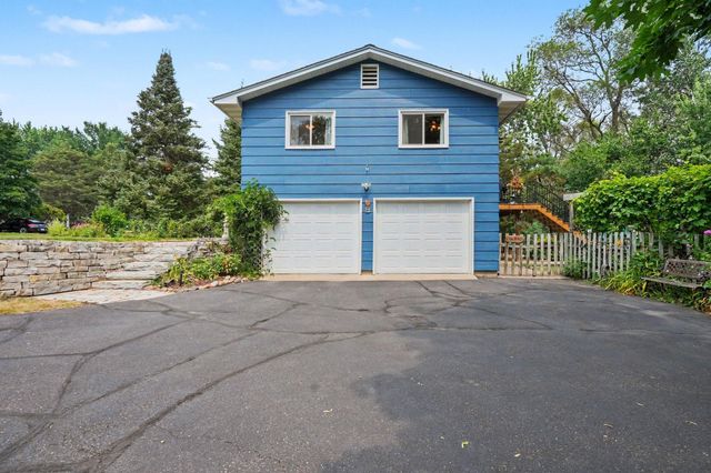 181 Quant Avenue N, Lakeland, MN 55043