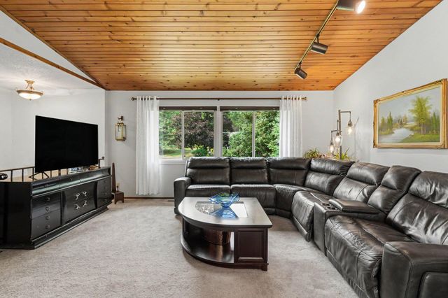181 Quant Avenue N, Lakeland, MN 55043