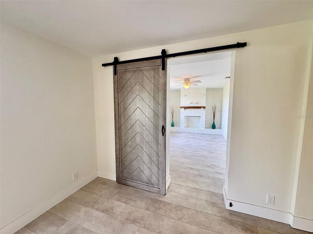 605 BARNES PARKWAY, Nokomis, FL 34275