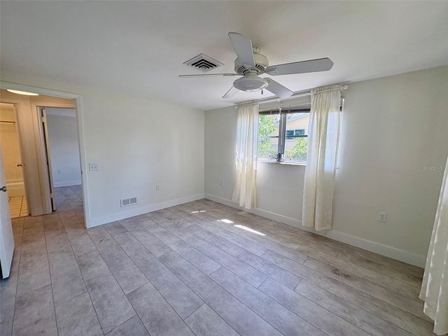 605 BARNES PARKWAY, Nokomis, FL 34275